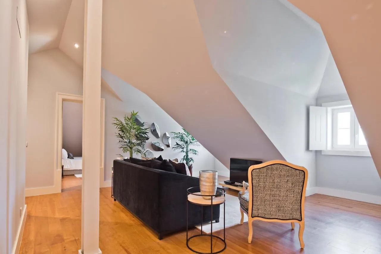 Iconic & Elegant Design 2 Bedroom Apt By Fs location